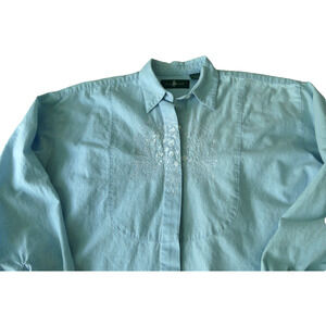 Vtg Hunt Club Chambray Embroidered Shirt Sz M Long Sleeve Button Cotton